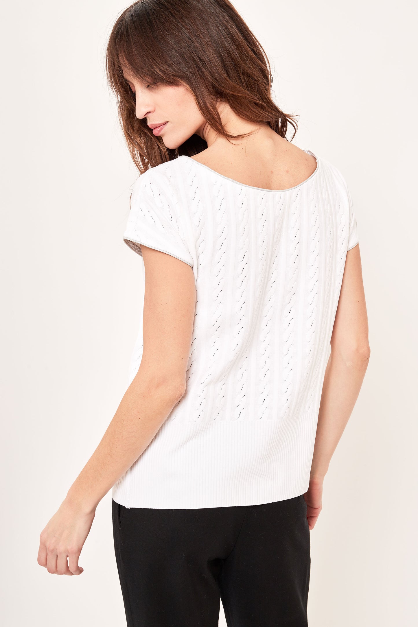 La Divine, en blanc